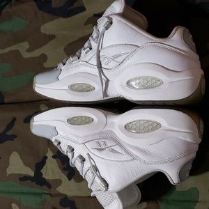 Reebok iverson question athletic shoes mens size 9.5